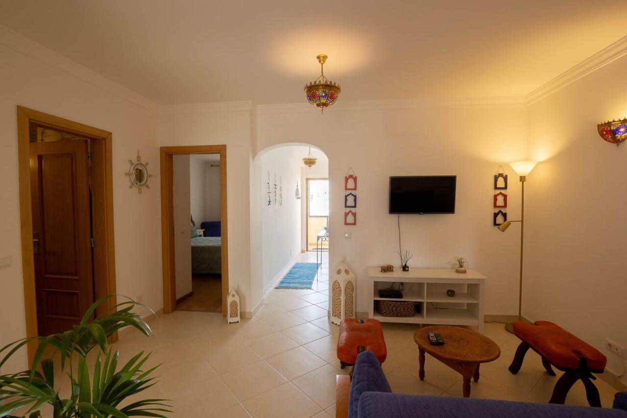 Cozy And Stylish Beach Flat Armacao de Pera Bagian luar foto