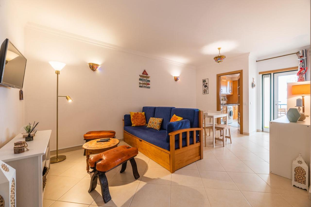 Cozy And Stylish Beach Flat Armacao de Pera Bagian luar foto
