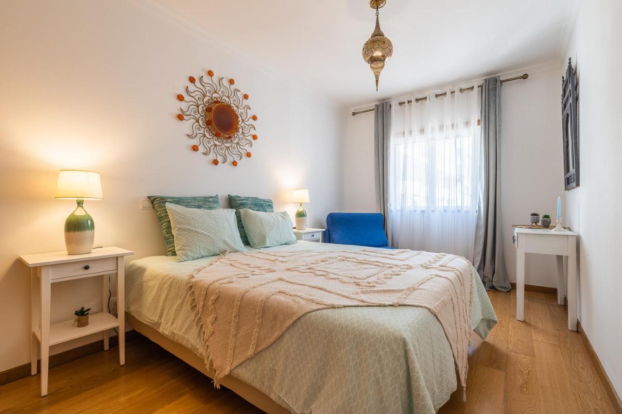 Cozy And Stylish Beach Flat Armacao de Pera Bagian luar foto