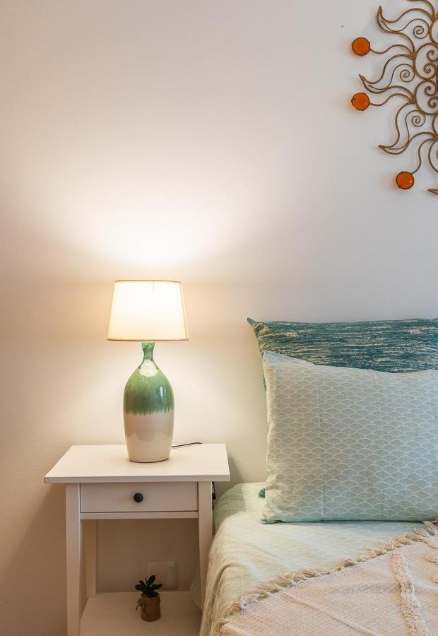 Cozy And Stylish Beach Flat Armacao de Pera Bagian luar foto
