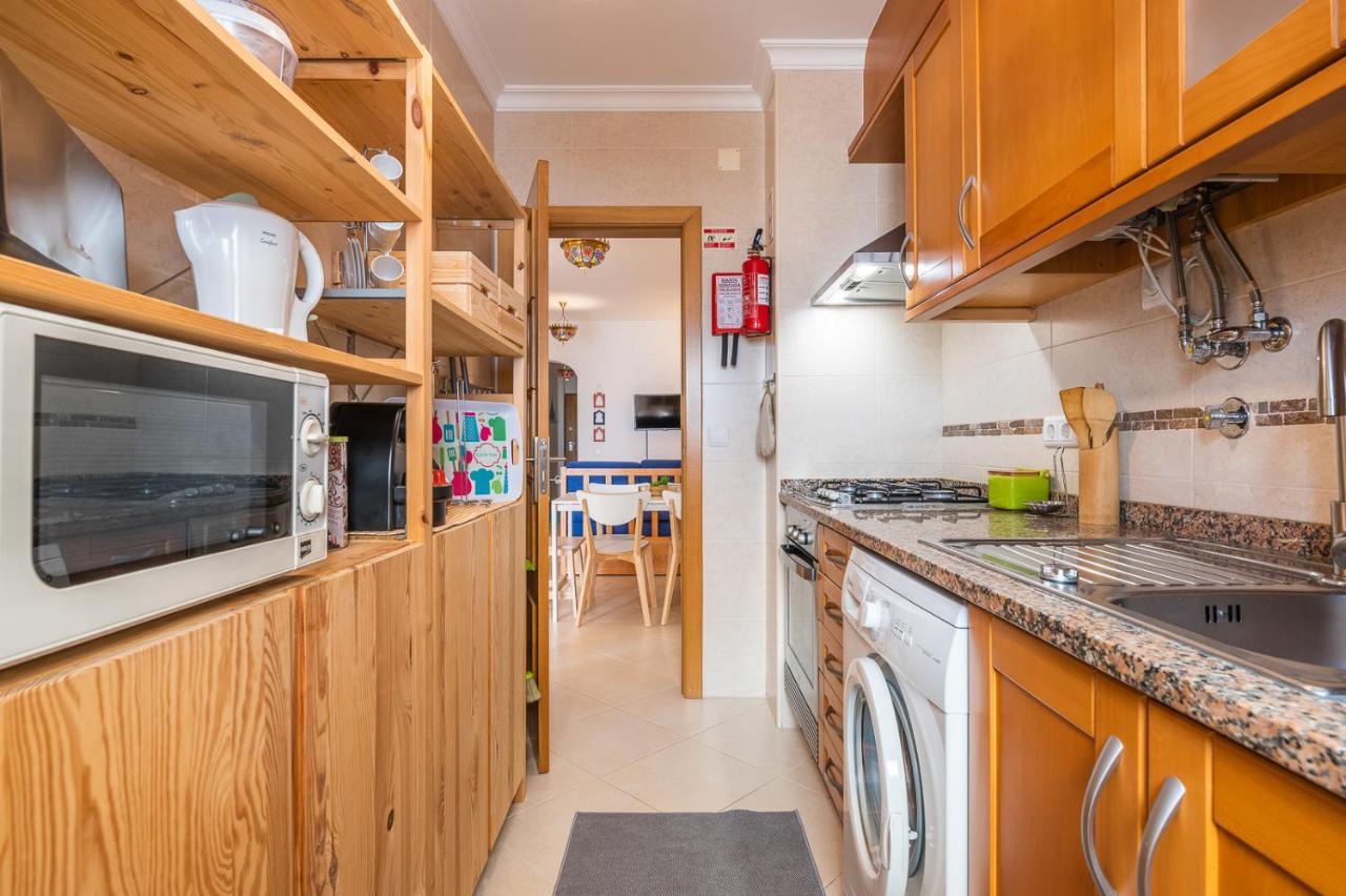 Cozy And Stylish Beach Flat Armacao de Pera Bagian luar foto