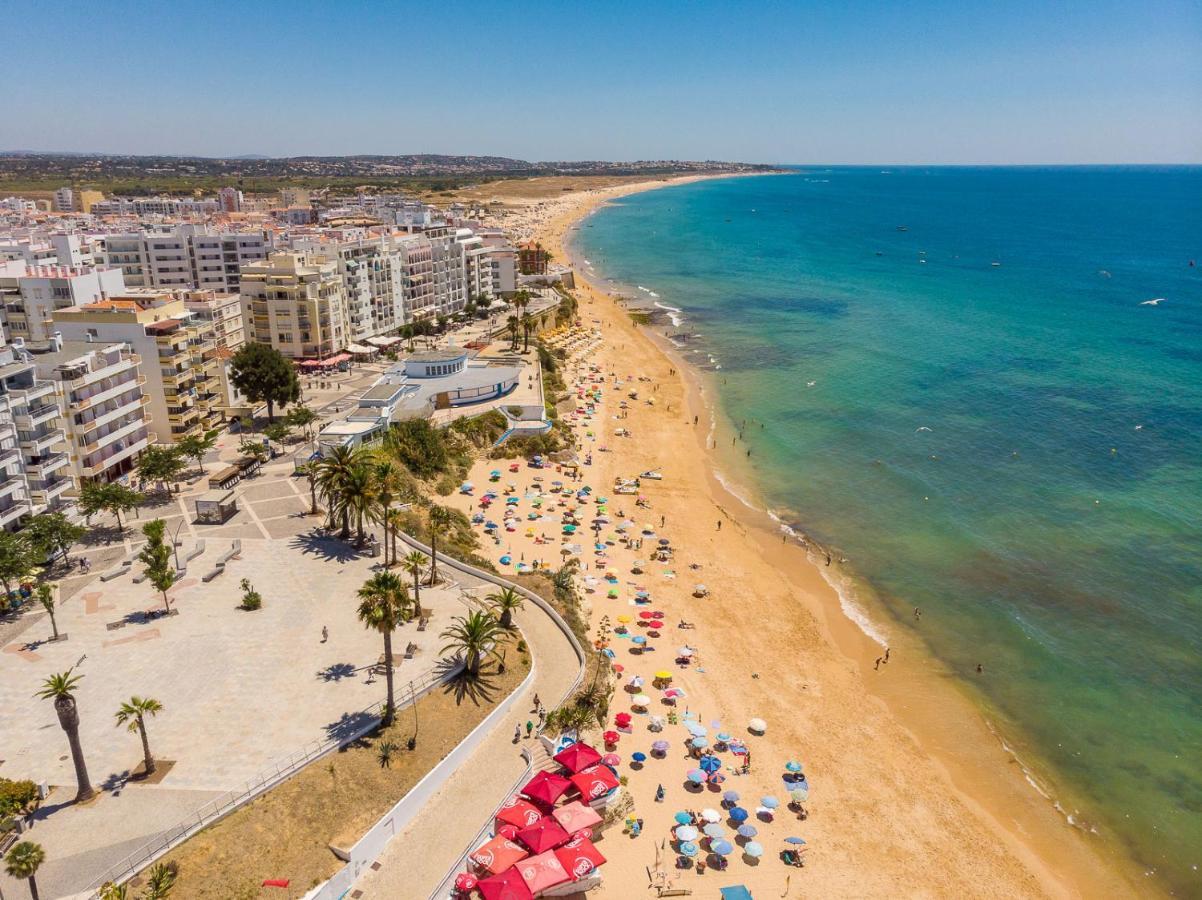 Cozy And Stylish Beach Flat Armacao de Pera Bagian luar foto